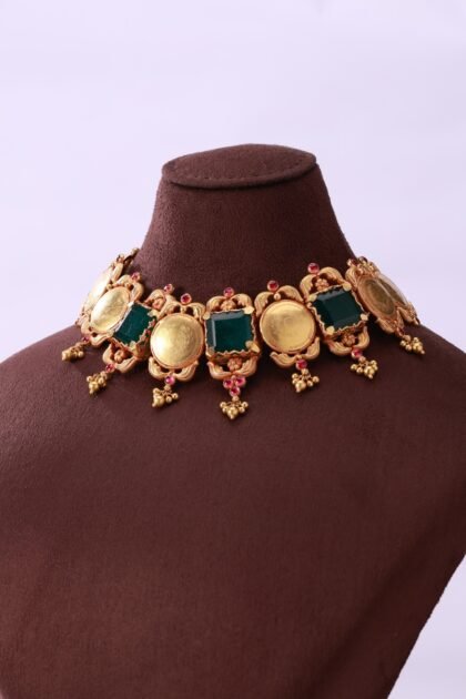 Traditional Gold Choker Necklace